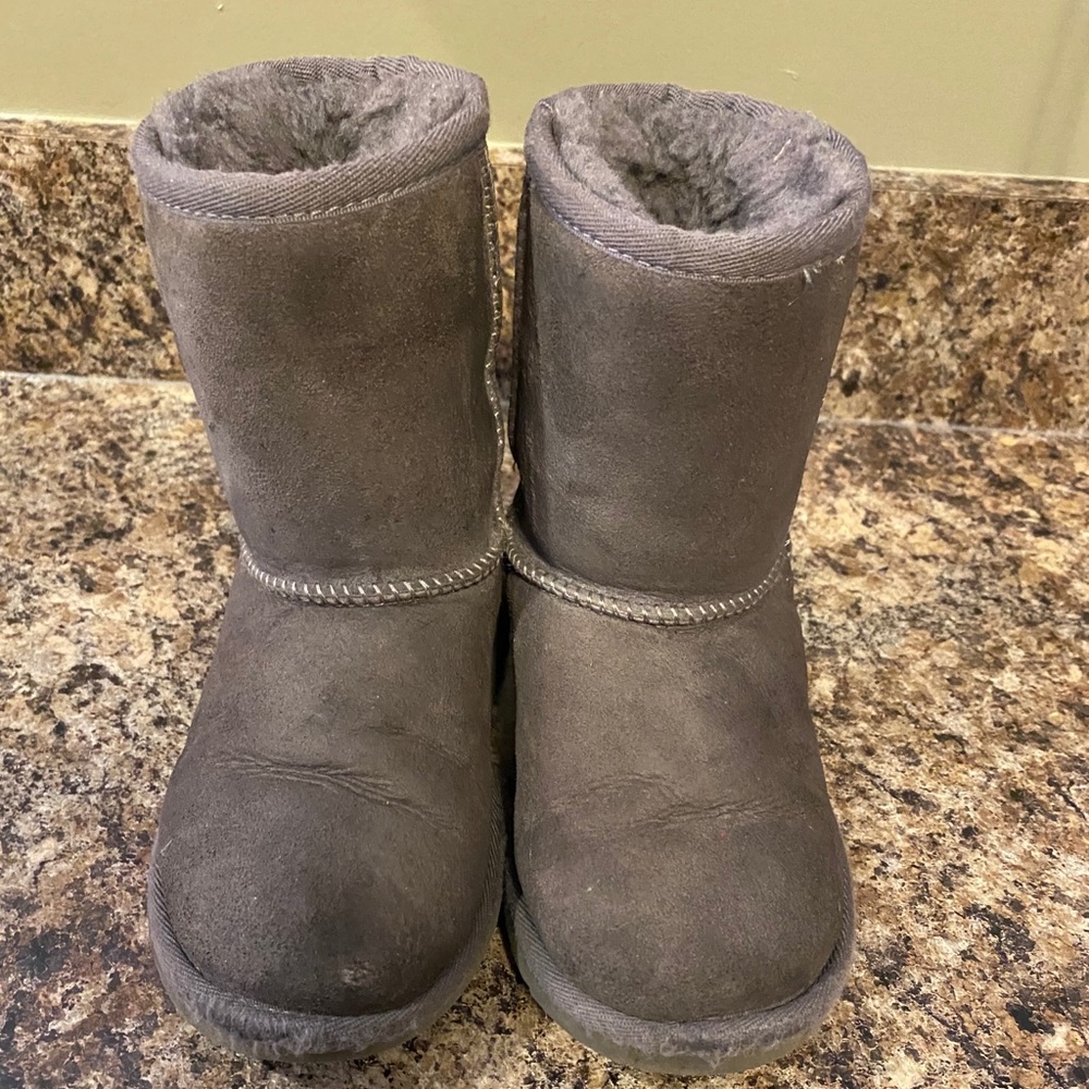 UGG size 12 little girl gray